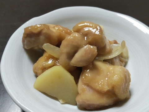 美味しい!鶏肉とじゃがいもの味噌バター炒め